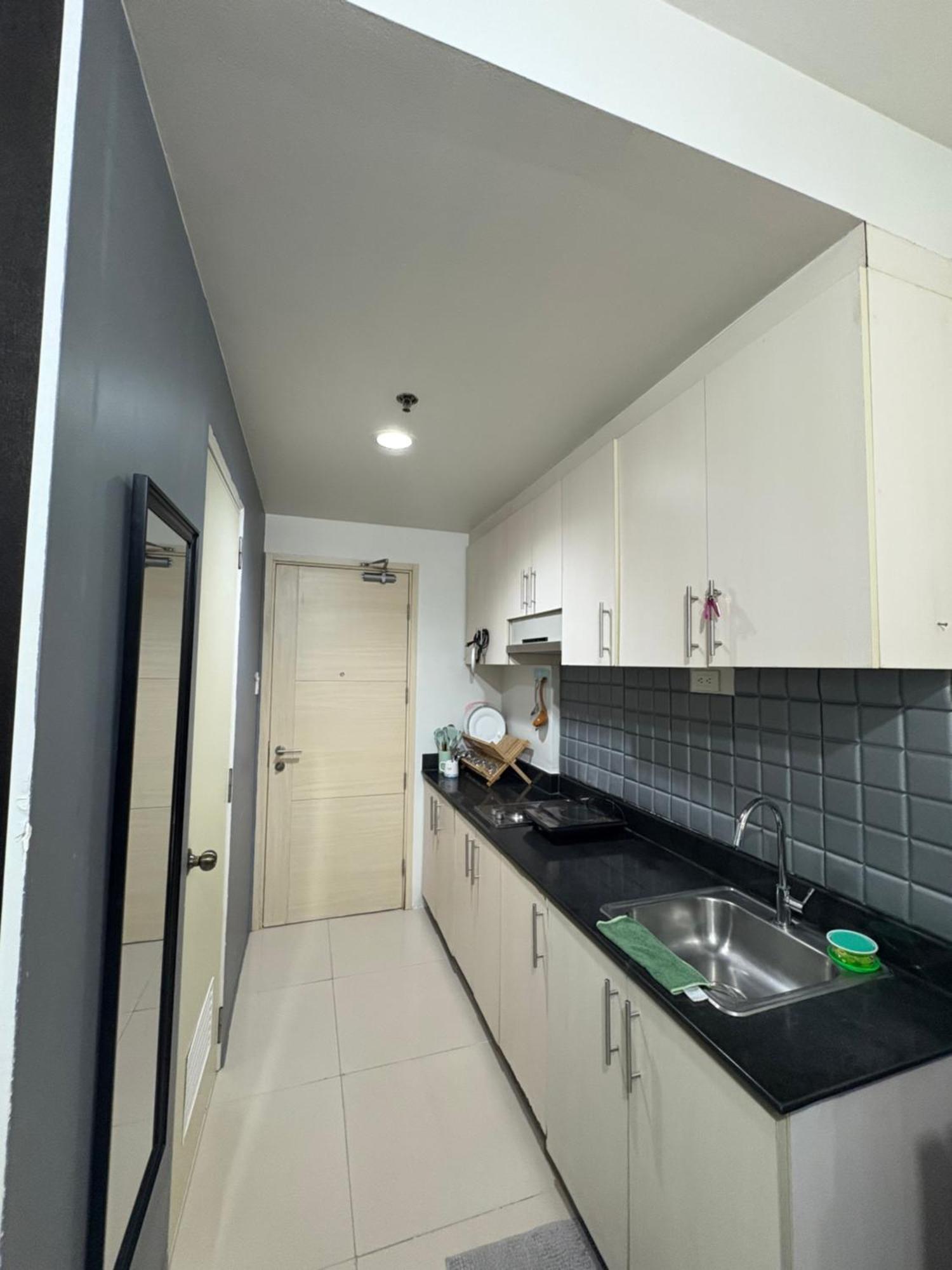 Sea Residences Jeremiah2911 Манила Экстерьер фото